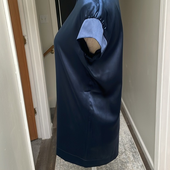 Vince silk blouse in blue - Picture 4 of 6